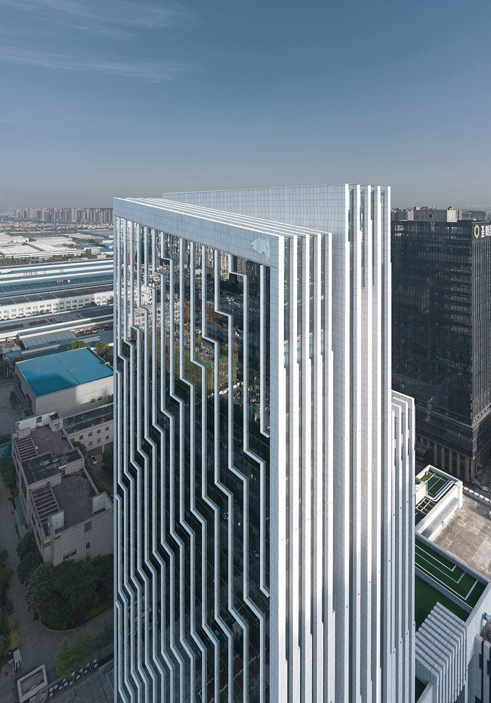 chinlink international centre reconstruction by shenzao design