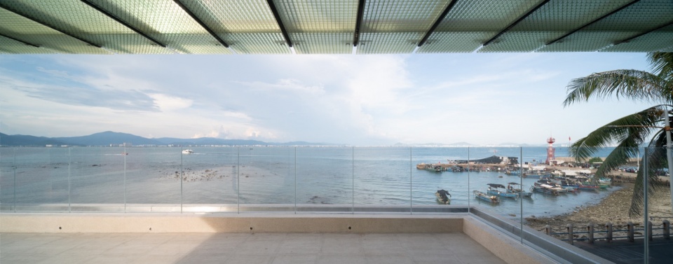 Renovation of self built house in West Island Sanya by Re Architecture Design studio