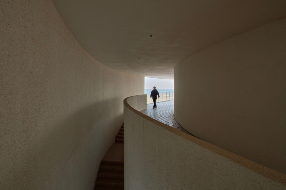 Tide s Echo Hall by Trace Architecture Office