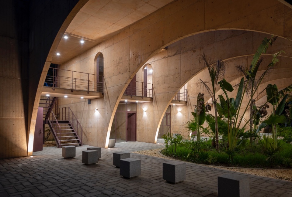 Complex El Campestre Recreational Park Community Development Center by CCA Bernardo Quinzaños