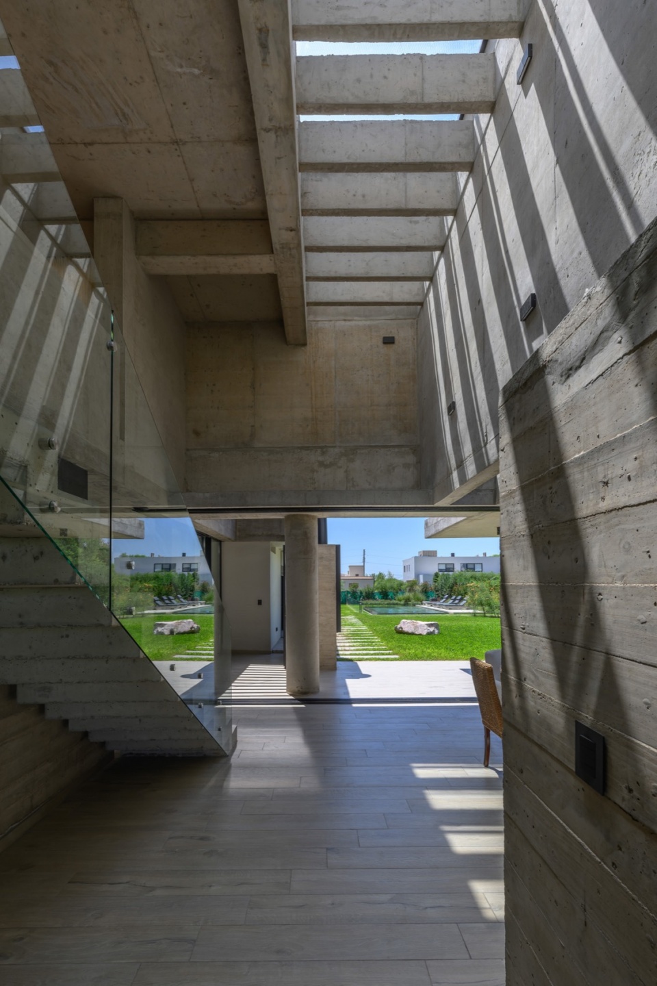 nnCLP HOUSE by nnarquitectos