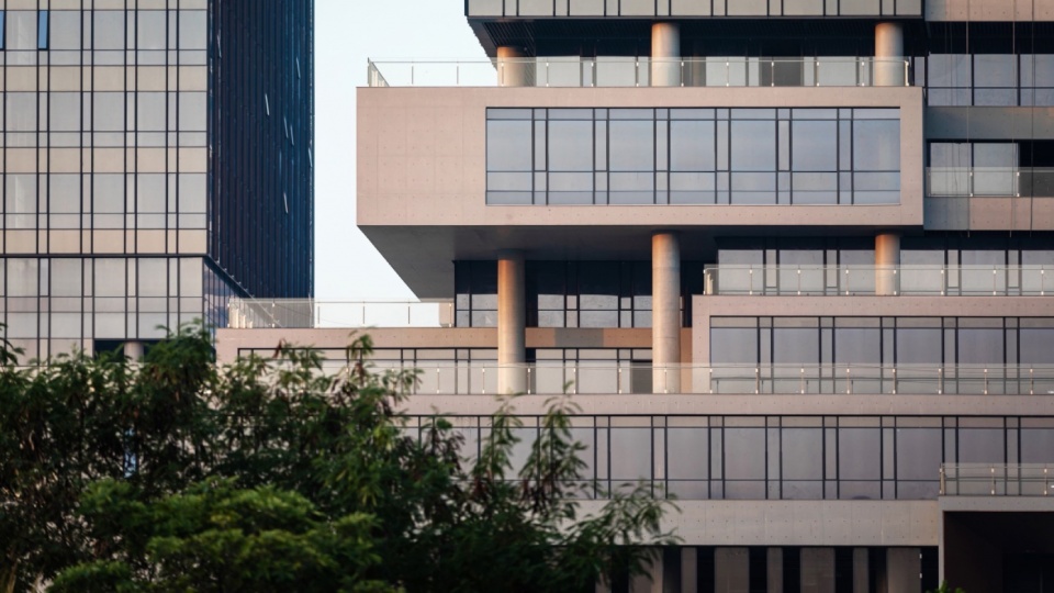 Longhua Design Industrial Park by Capol International Associates Group