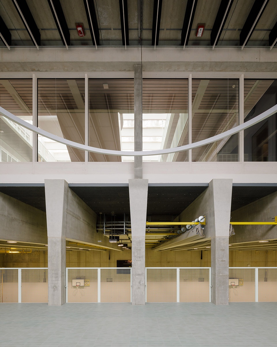 primary school guggach by weyell zipse architekten