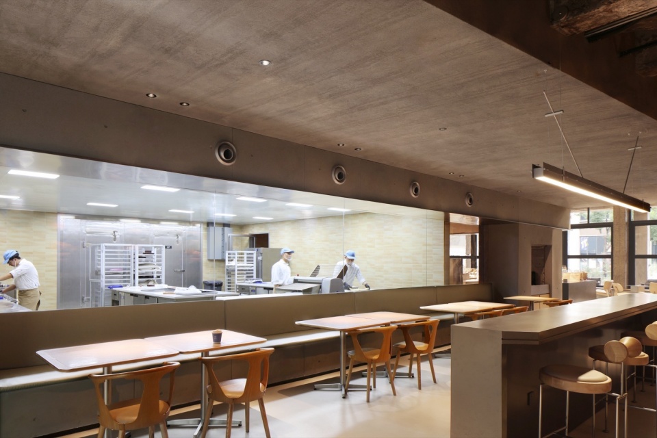 gm Changsha Guanshali Bakery by UND Design Studio