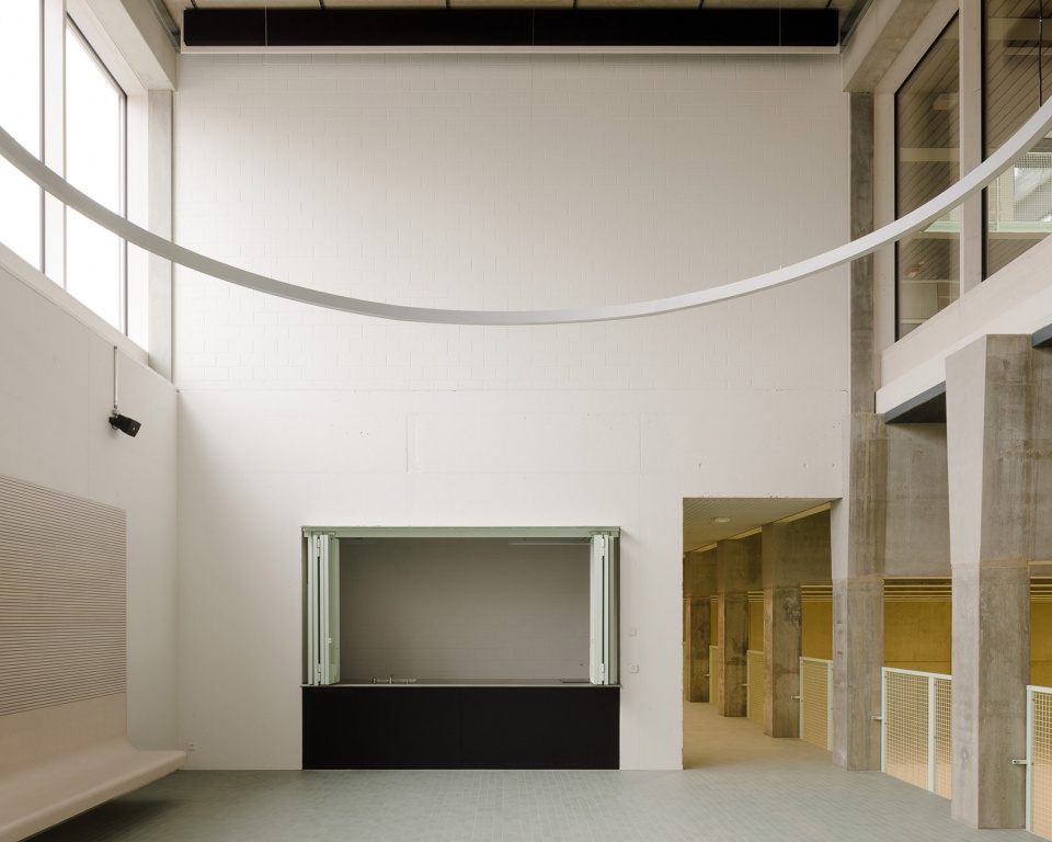 primary school guggach by weyell zipse architekten