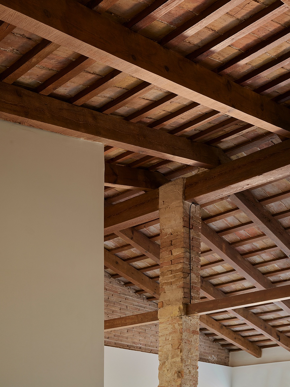 quina barra de casa by endalt arquitectes