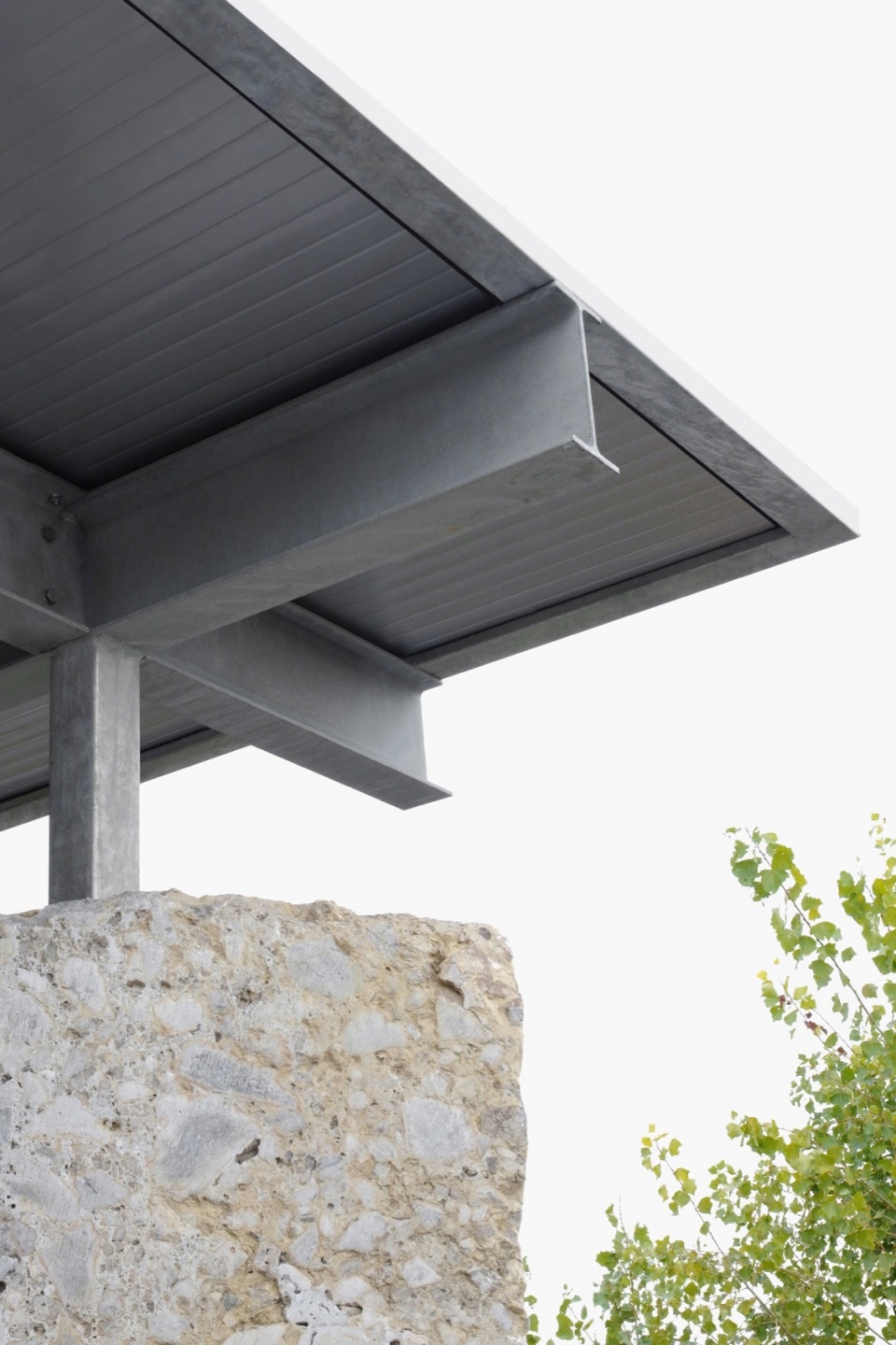 STONES VENUE Associates Architecture