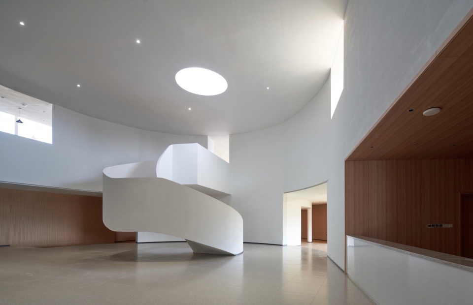 Tide s Echo Hall by Trace Architecture Office