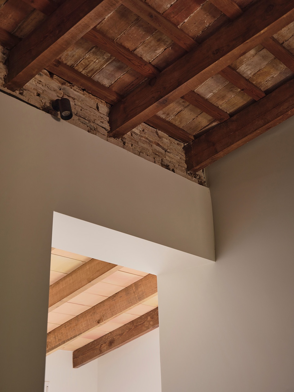 quina barra de casa by endalt arquitectes