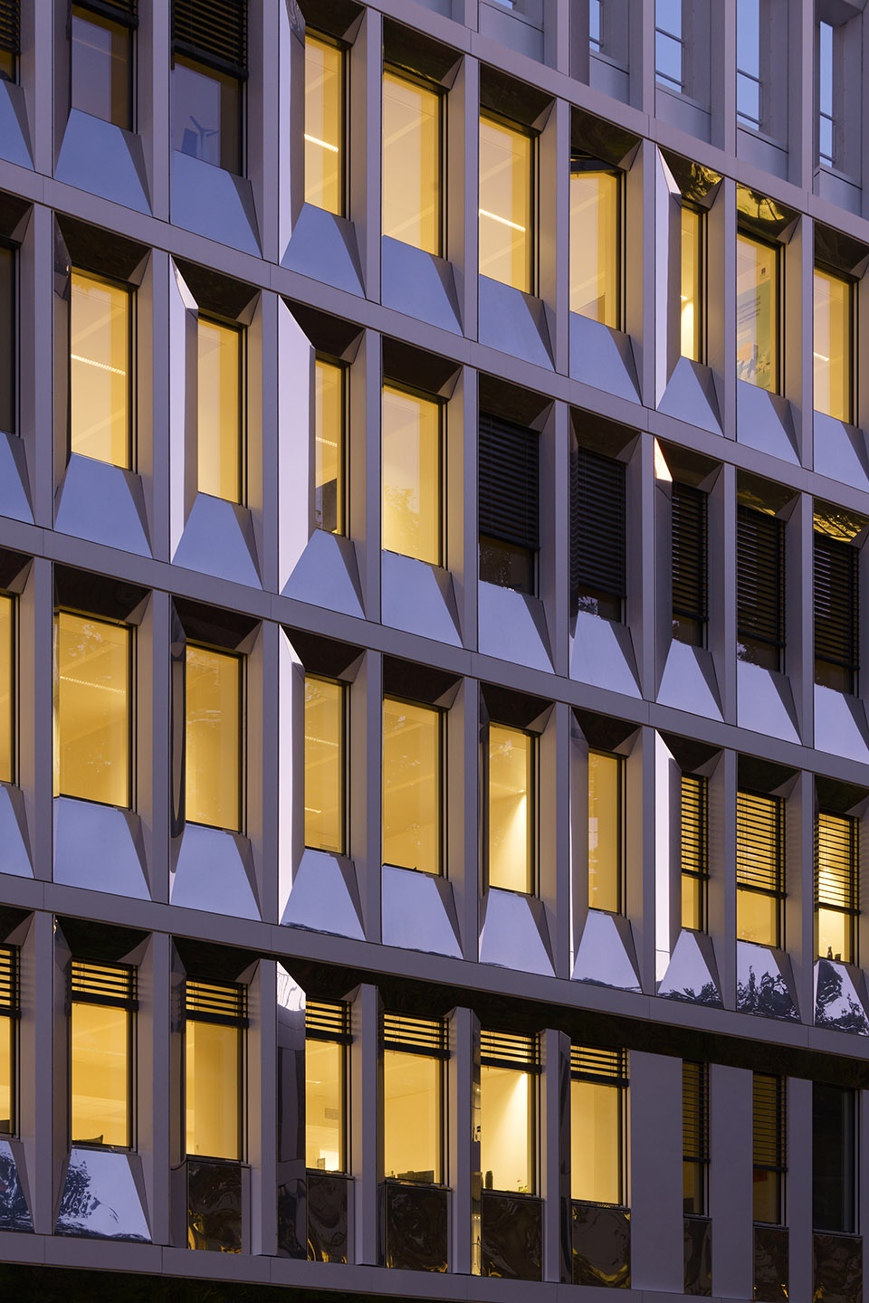the new centre administratif detat in lyon by snohetta