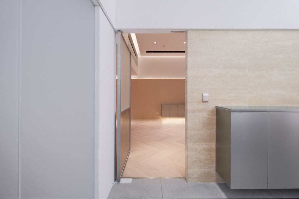 101FF Office Space by OneMoodDESIGN