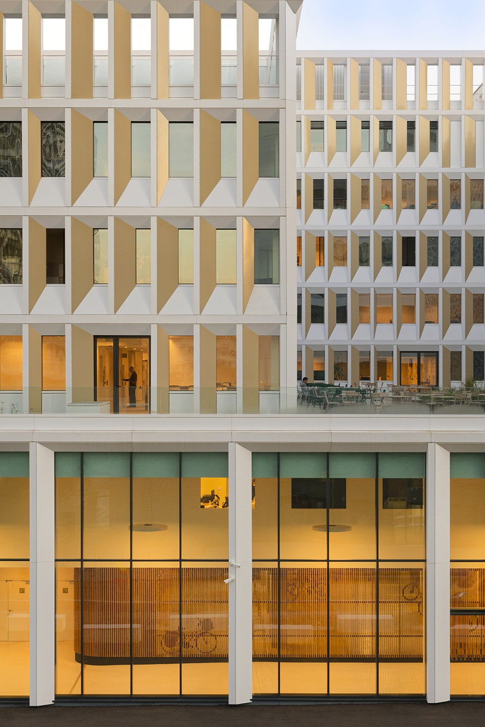 the new centre administratif detat in lyon by snohetta
