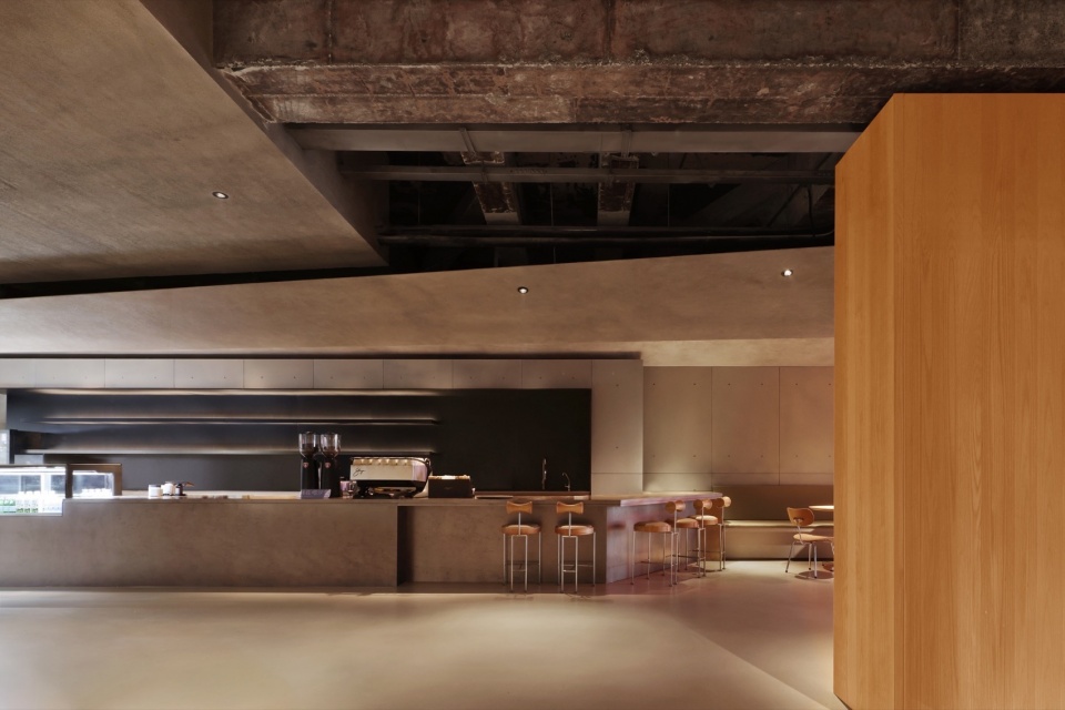 gm Changsha Guanshali Bakery by UND Design Studio