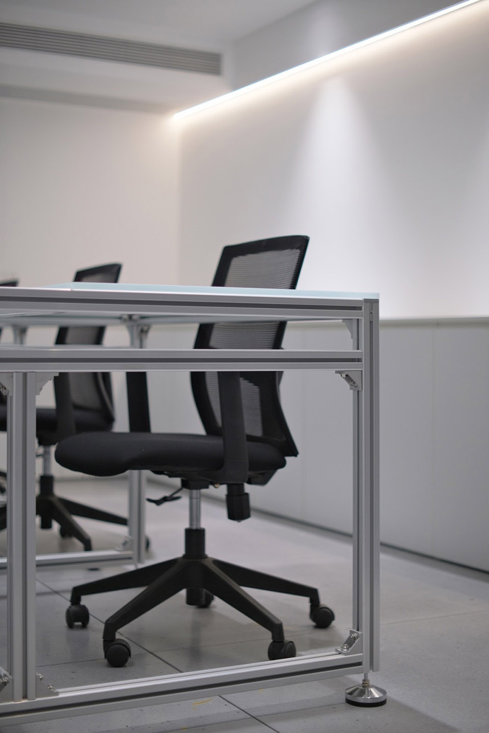 101FF Office Space by OneMoodDESIGN