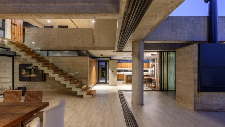 nnCLP HOUSE by nnarquitectos