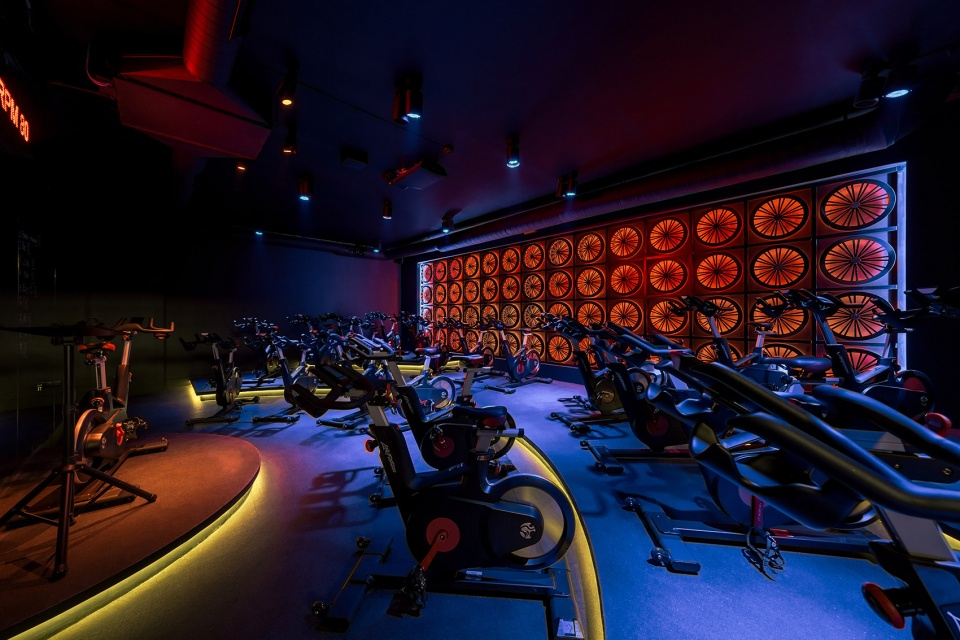 smartass zhylianska fitness space by smartass design studio