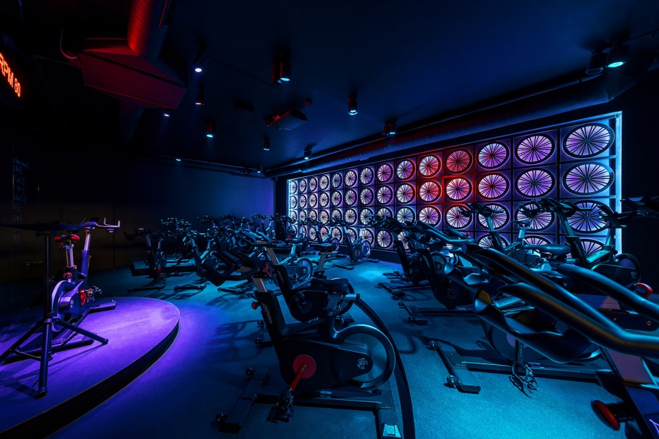 smartass zhylianska fitness space by smartass design studio