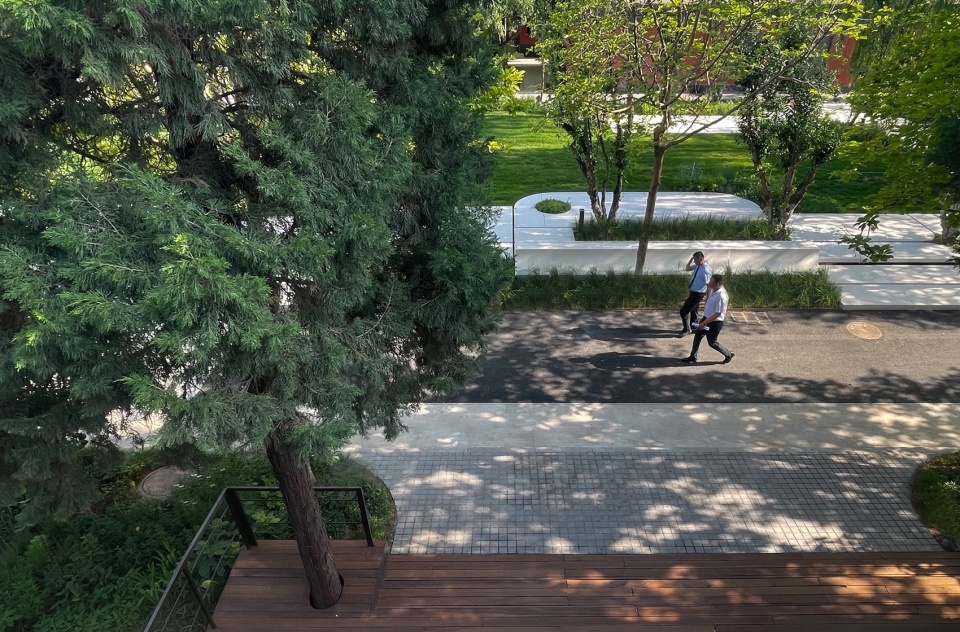 Beijing Sanlitun West 5th St No 5 Campus by OneScape