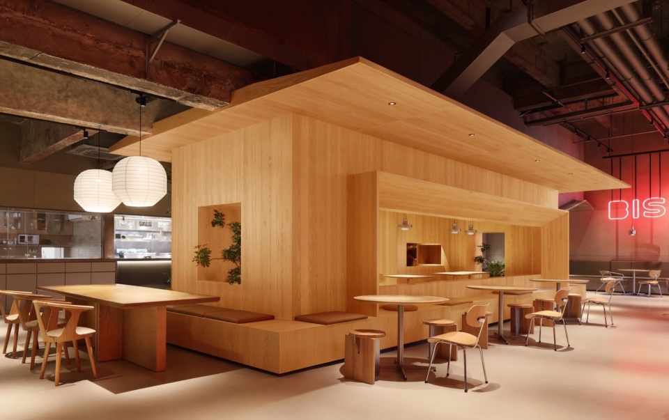 gm Changsha Guanshali Bakery by UND Design Studio