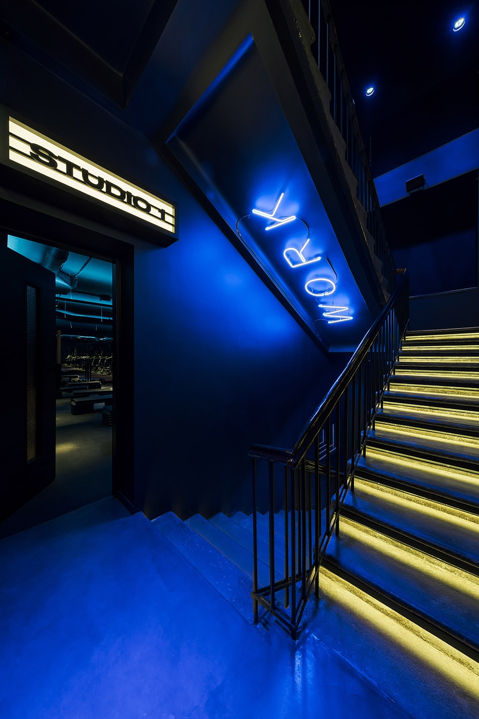 smartass zhylianska fitness space by smartass design studio