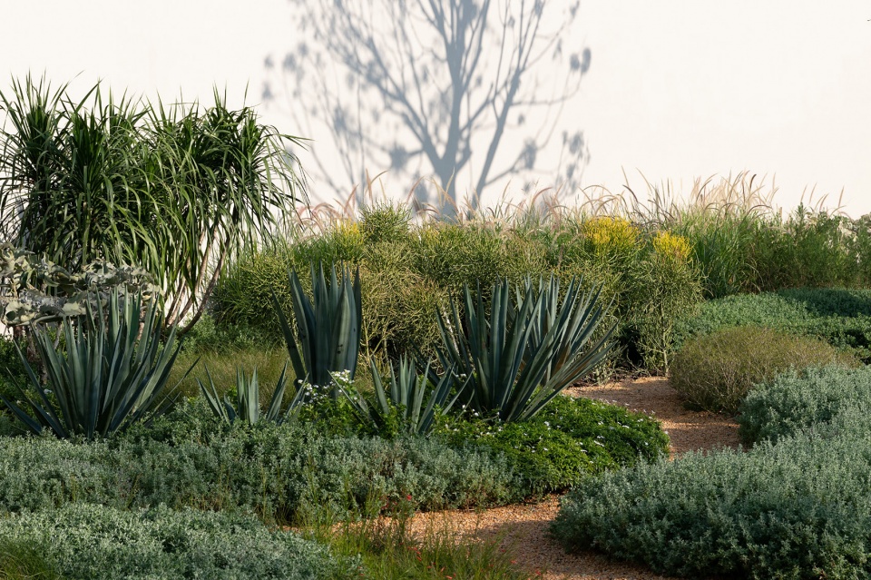 sanya guanlan garden by zscape
