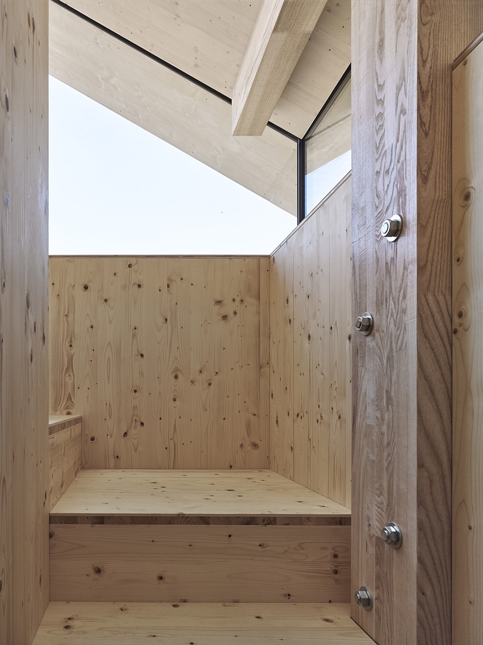 house with a flying roof by lorenz bachmann architect