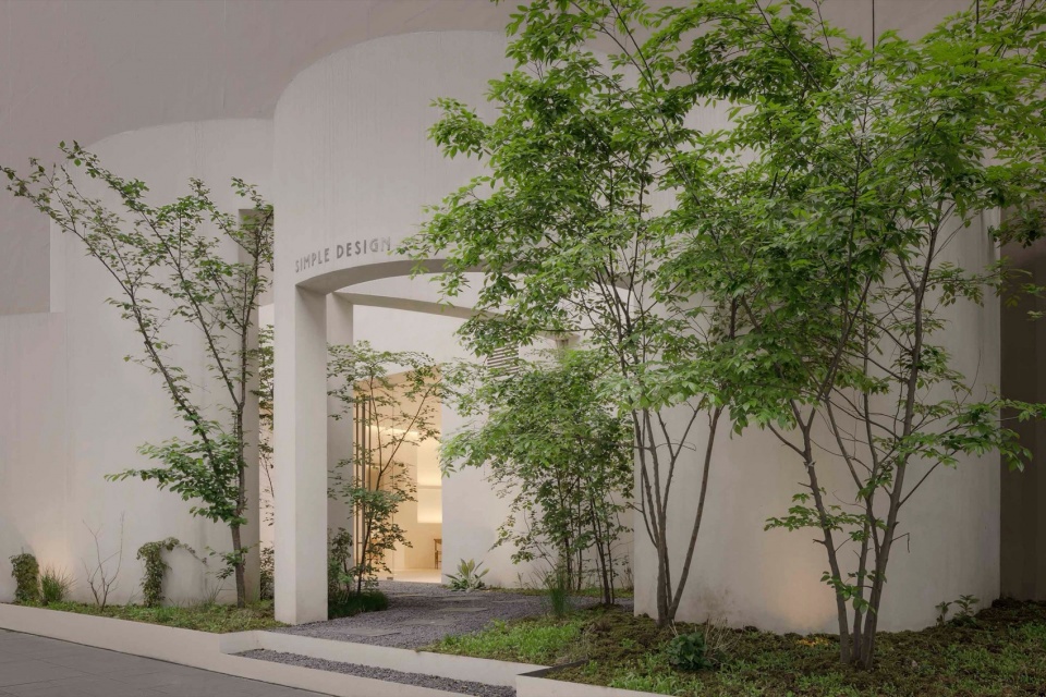 Hung And Songkittipakdee HAS have designed a unique circulation for these art spaces ©W Workspace