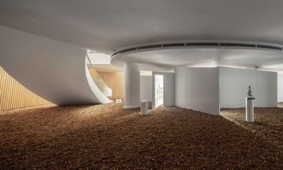Infinity Ground Architecture Museum stands in Coconut Forest ©Ketsiree Wongwan