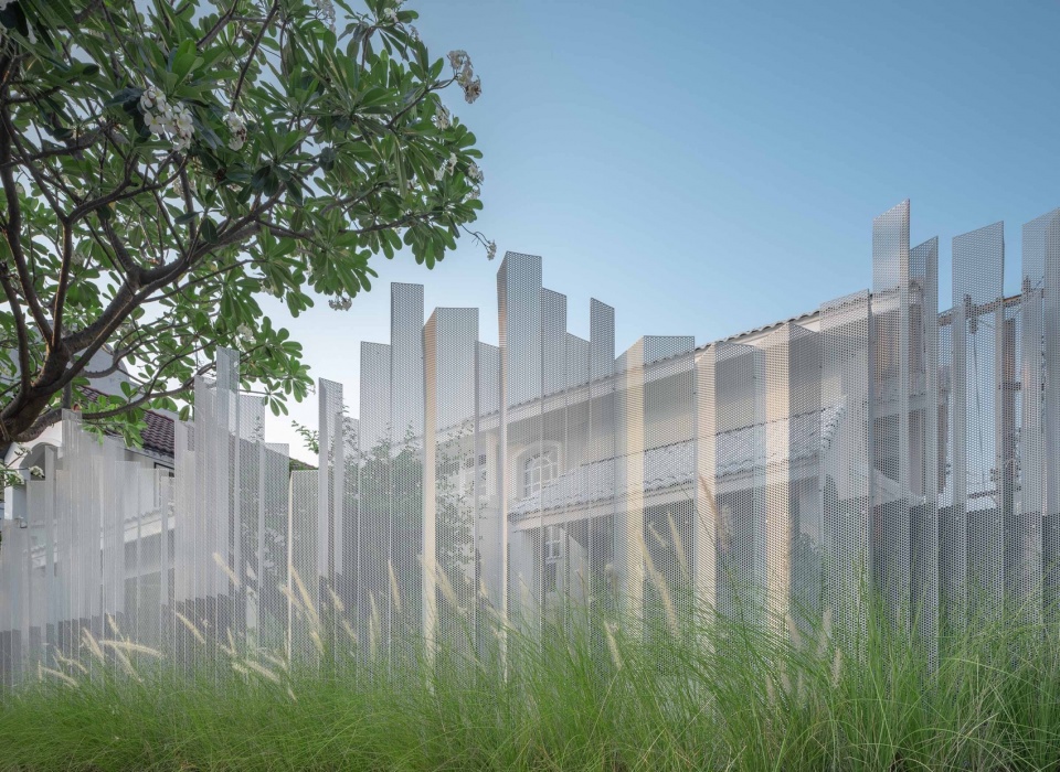 The screen isolated the externally noisy environment ©Panoramic Studio