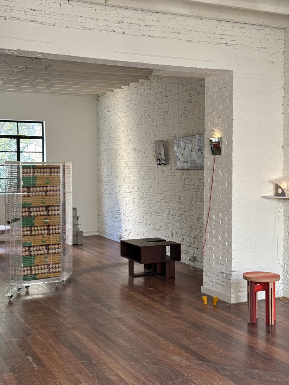 39 3440 unheimlicher Korper uncanny body furniture design group exhibition Shanghai