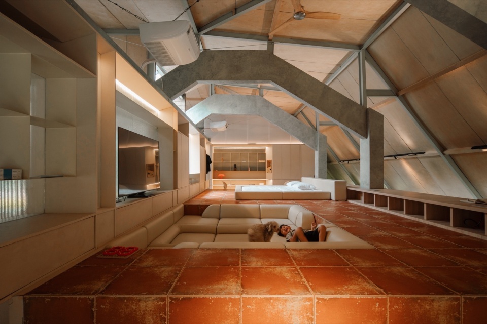 Attic Above Garden by RAD ar