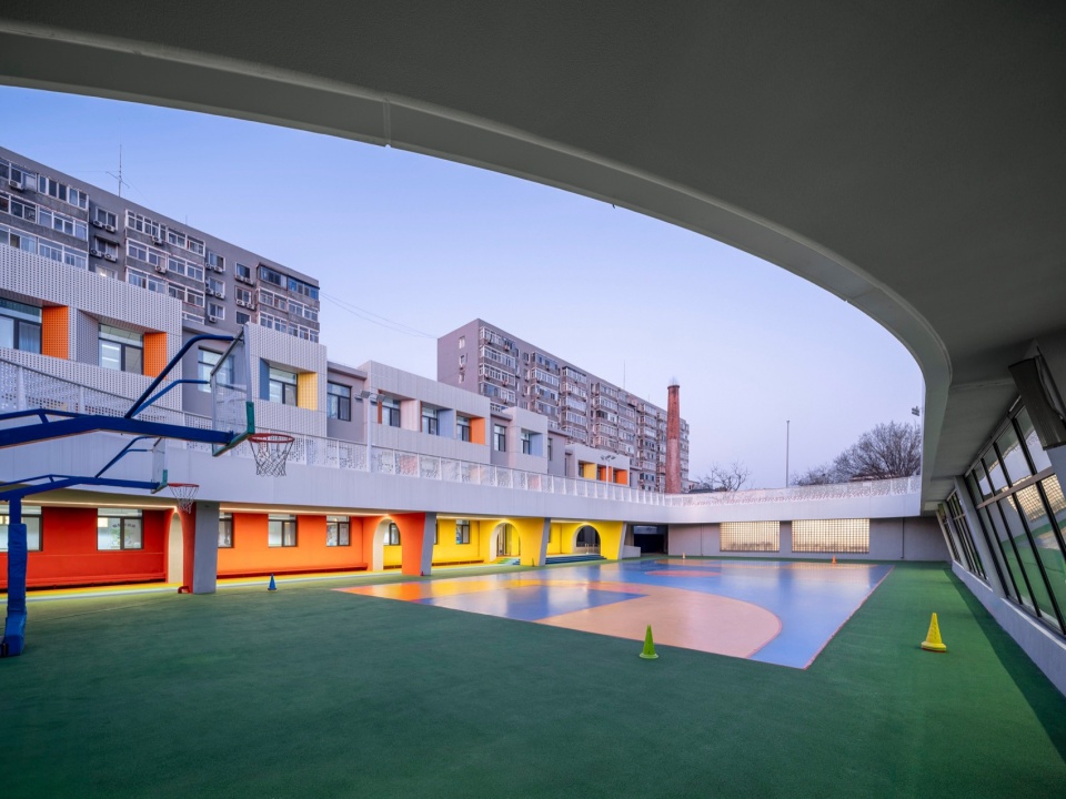 Beijing New Century Experimental Primary School Renovation Design by URBANUS