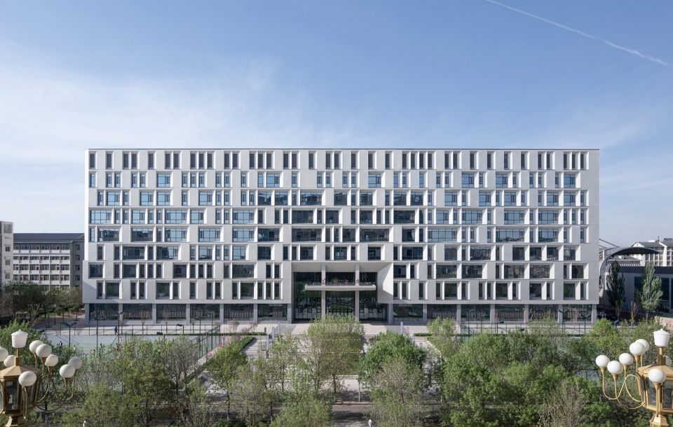 Taiyuan Normal University Teacher Education Training Center by Architectural Design Research Institute of SCUT Taozhi Studio