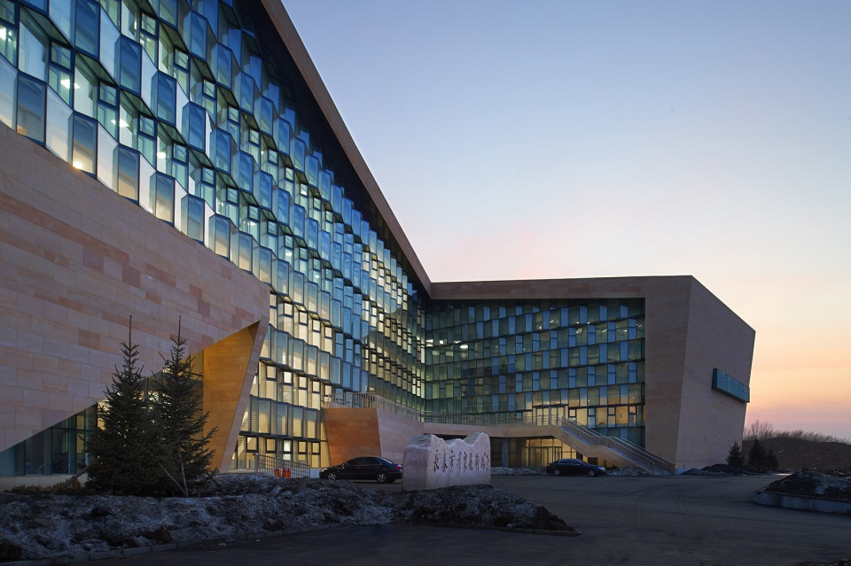 changchun public art museum china by gu zhihong studio aatu