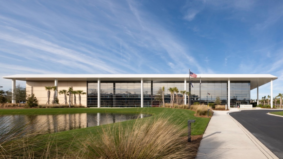 pga tour studios by foster partners