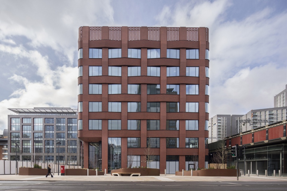 New commercial building for HMRC by Make Architects