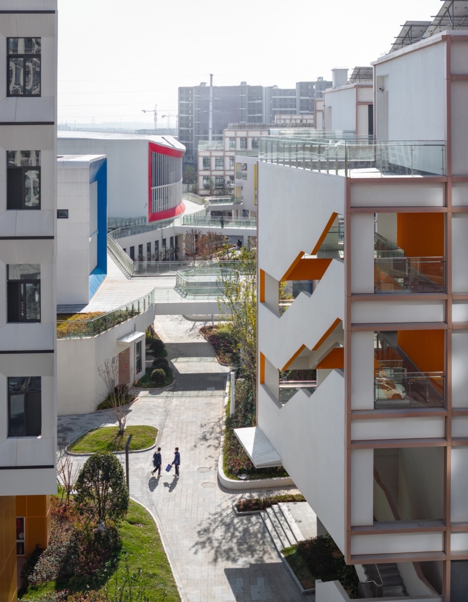 Quzhou No 6 Experimental School by LYCS Architecture Work