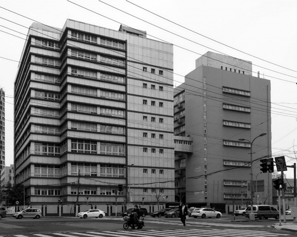 kms technology center by atelier archmixing