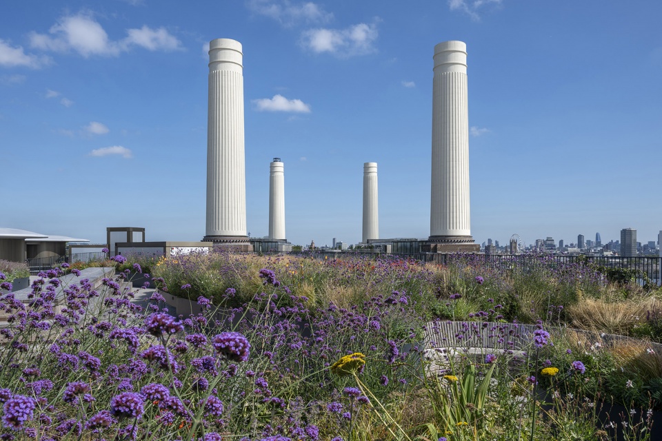 50 electric boulevard and battersea roof gardens by foster partners