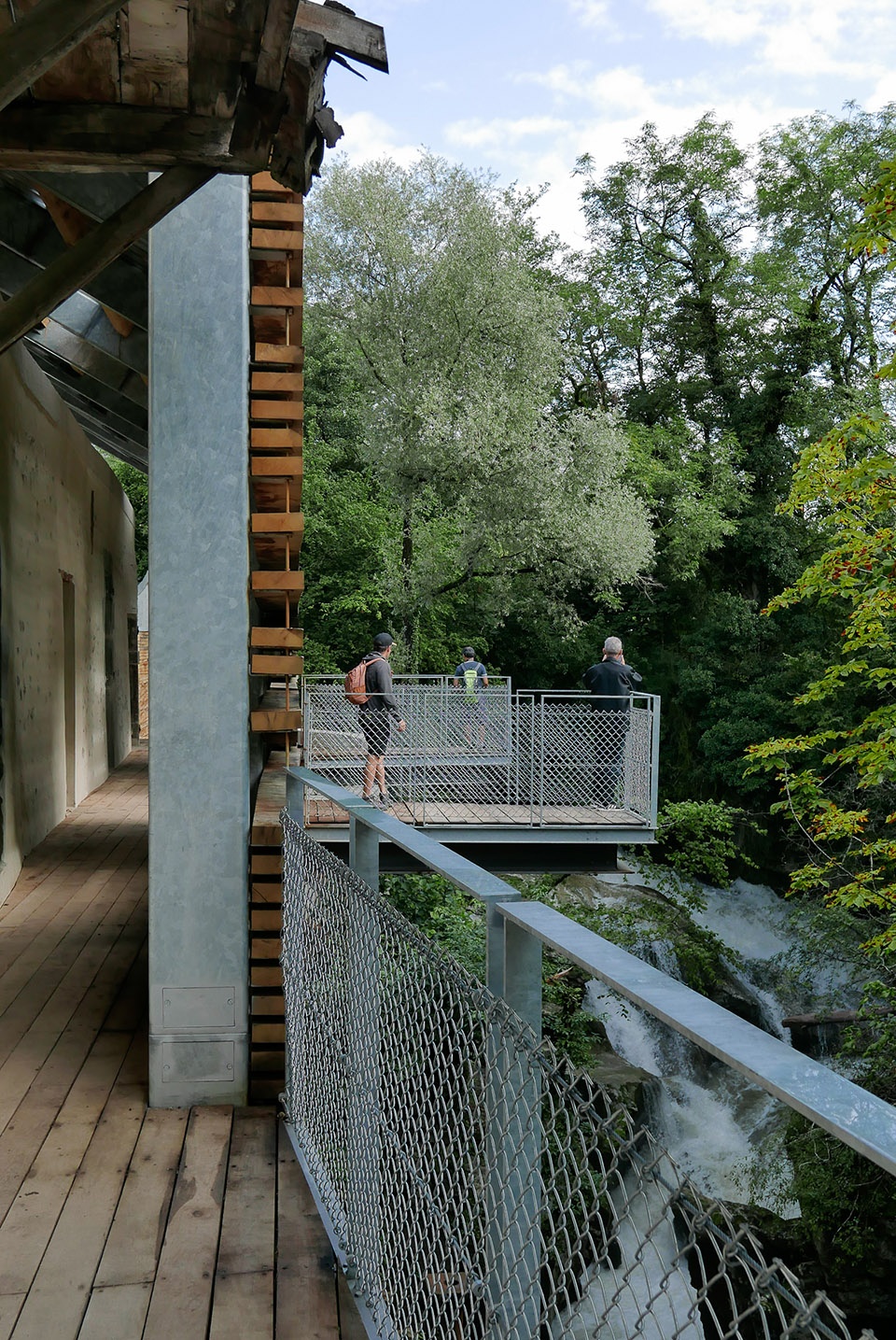 gorges du sierroz by icmarchitectures