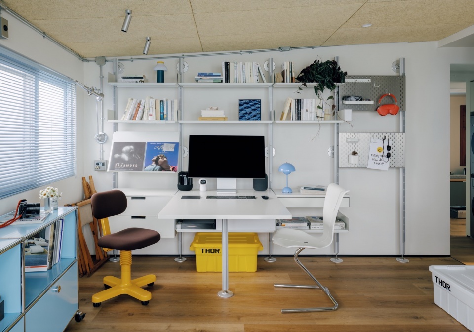 Narratives of Balanced Spaces