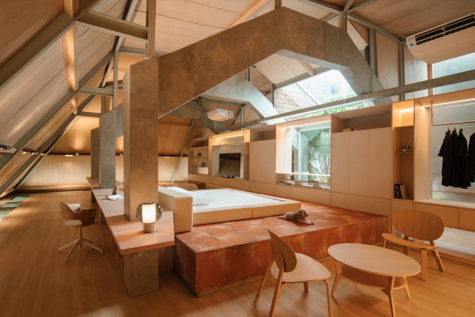 Attic Above Garden by RAD ar