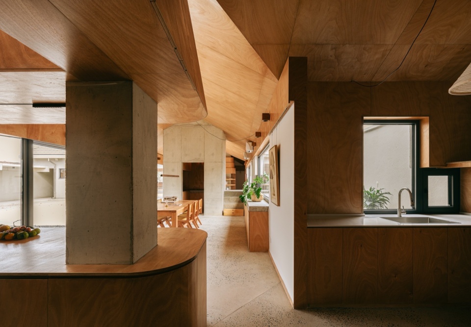 House of Cross by chaoffice