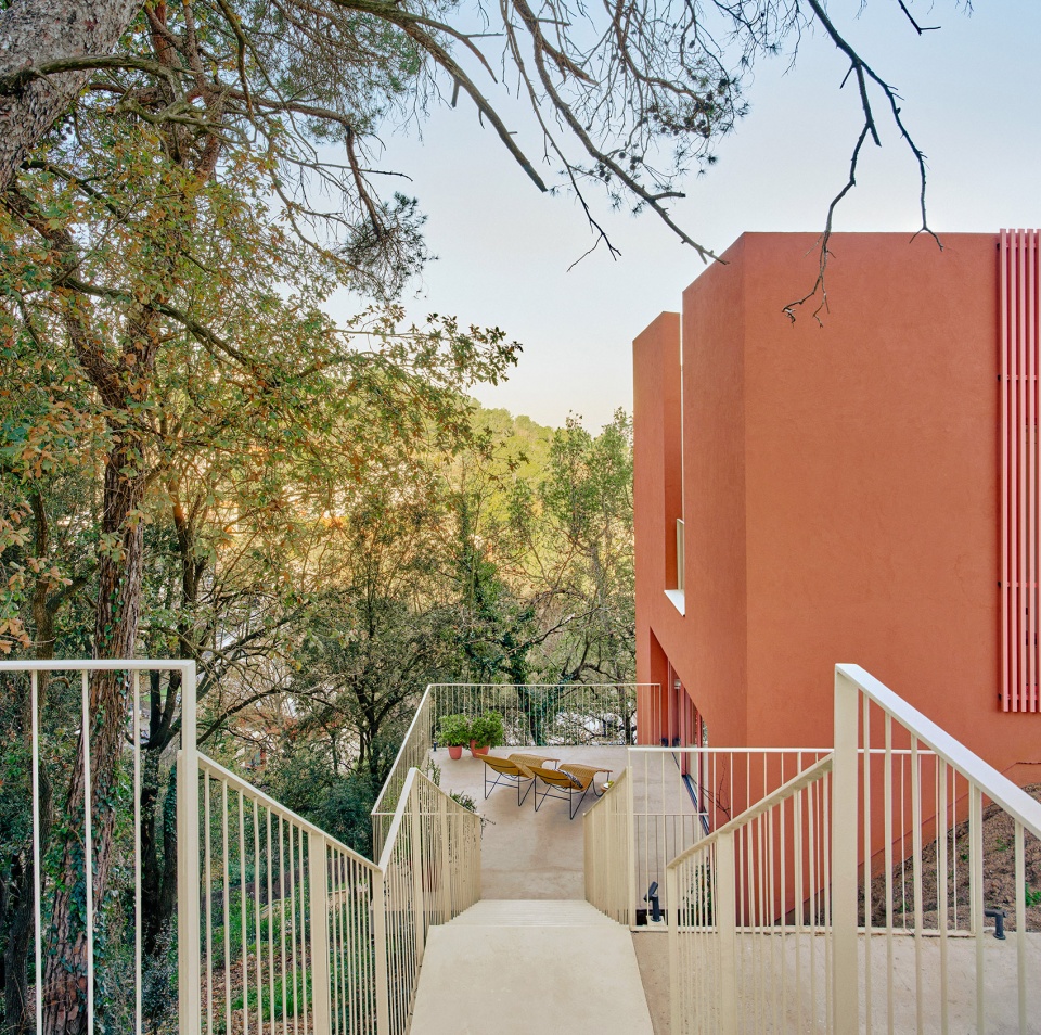 casa magarola by raul sanchez