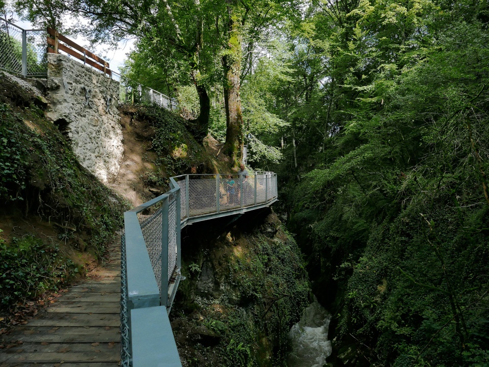 gorges du sierroz by icmarchitectures