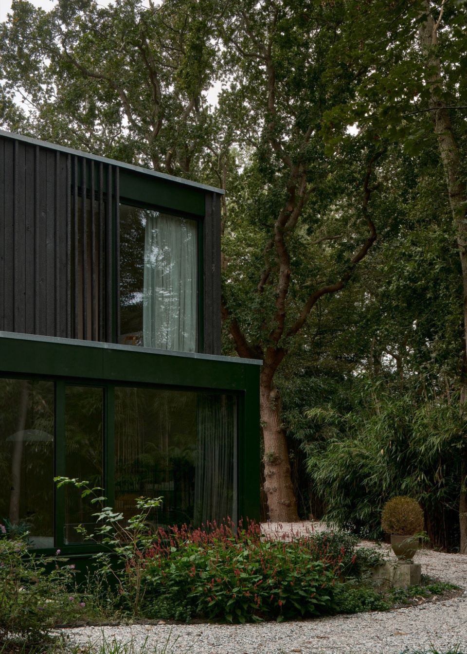 Forest House Oostvoorne by Kumiki Architecture kol