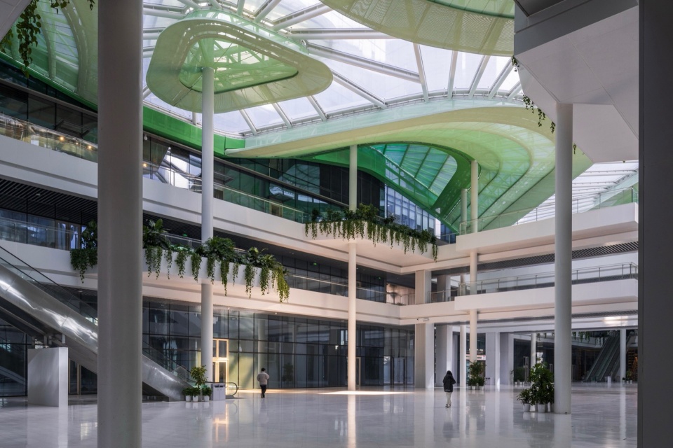 The Business Center of Boduo Sengo Renovation
