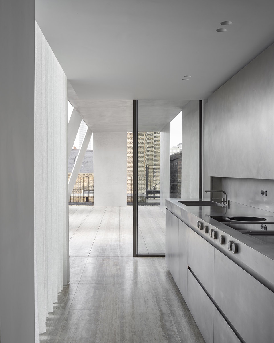 covent garden apartment by carmody groarke