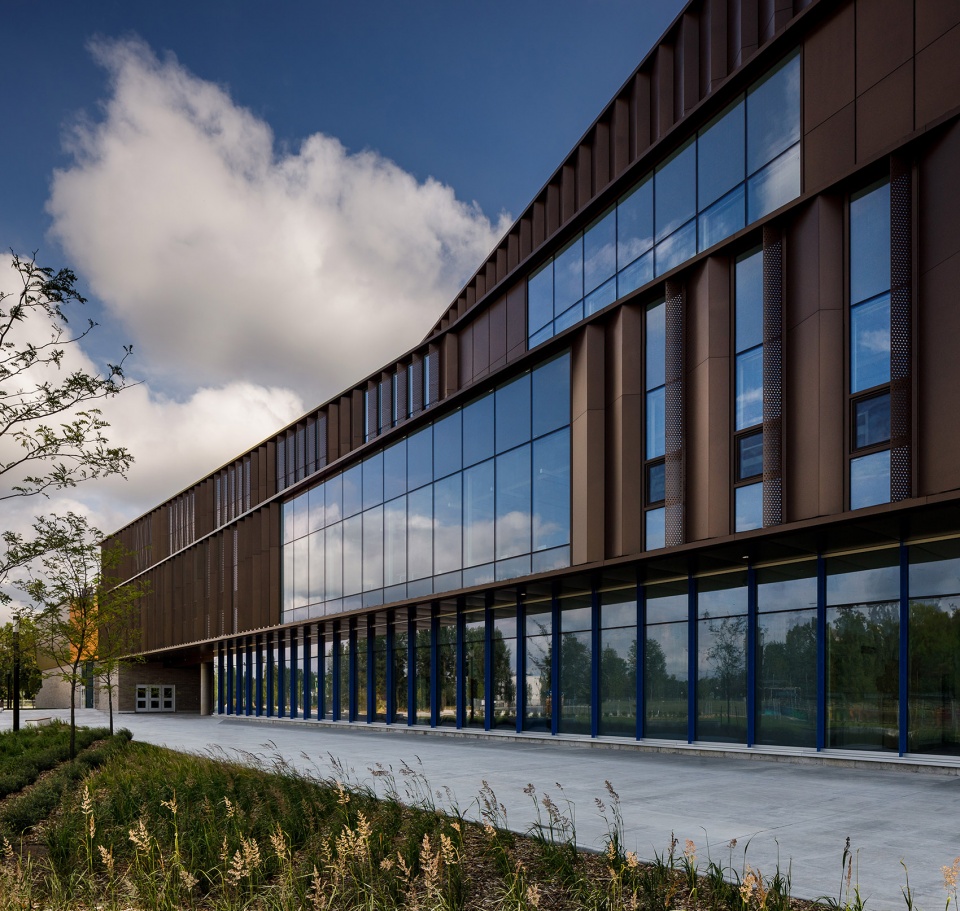ecole secondaire du bosquet by msdl architectes