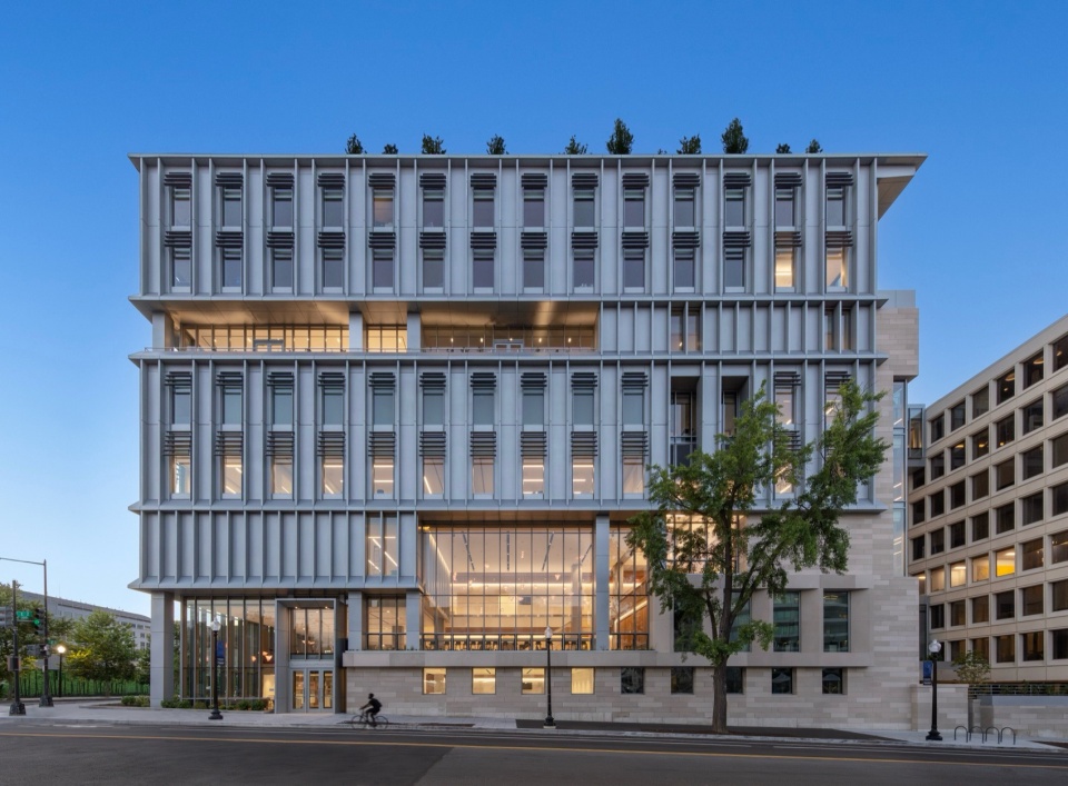 mccourt school of public policy georgetown university by robert a m stern architects